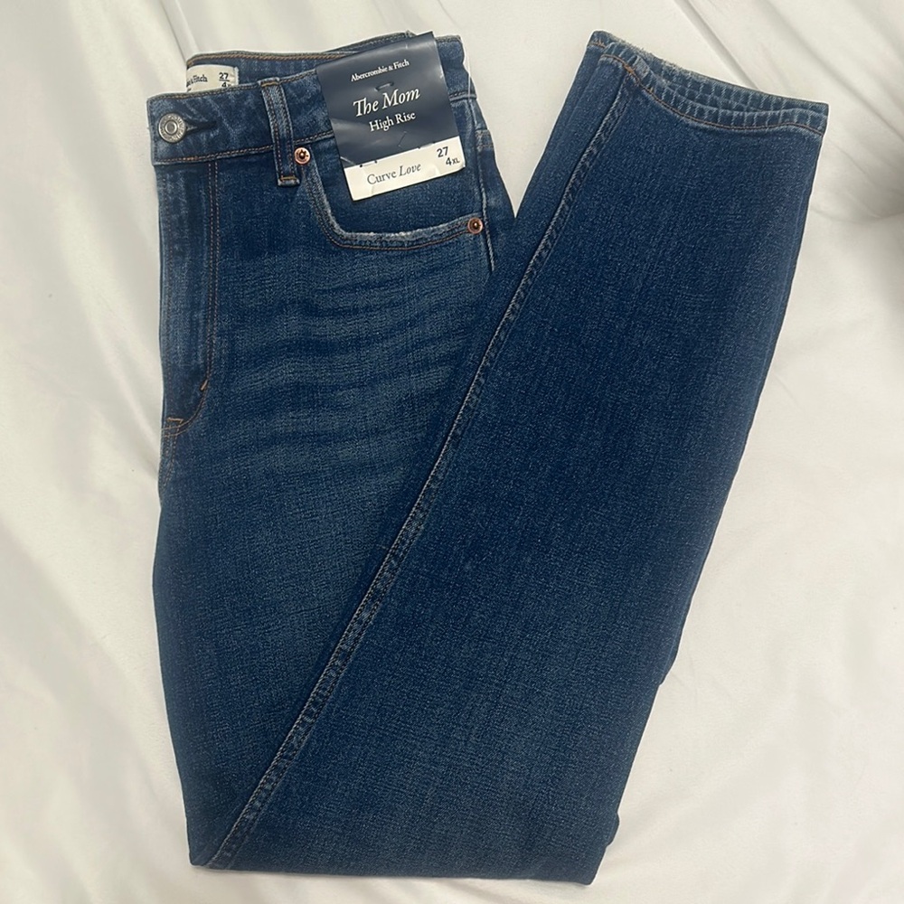 3/$150 NWT Abercrombie the mom high rise jeans size 4 x-long curve love